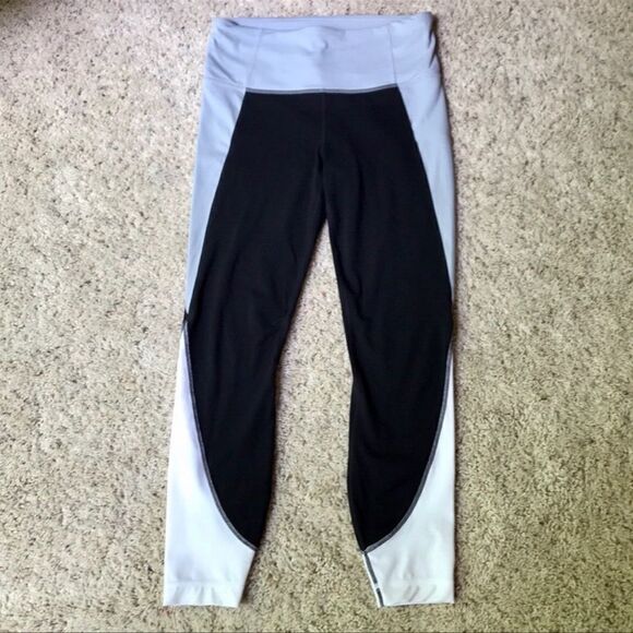 Athleta Colorblock Salutation 7/8 Ankle Tight S - Picture 3 of 7